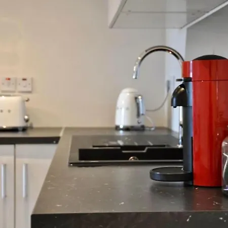 度假居 Luxury Large Stylish 2 Bed Apt, Sandymount Village 都柏林